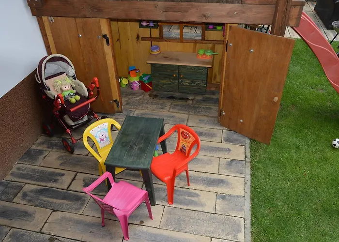 別荘 Dreveny Raj *